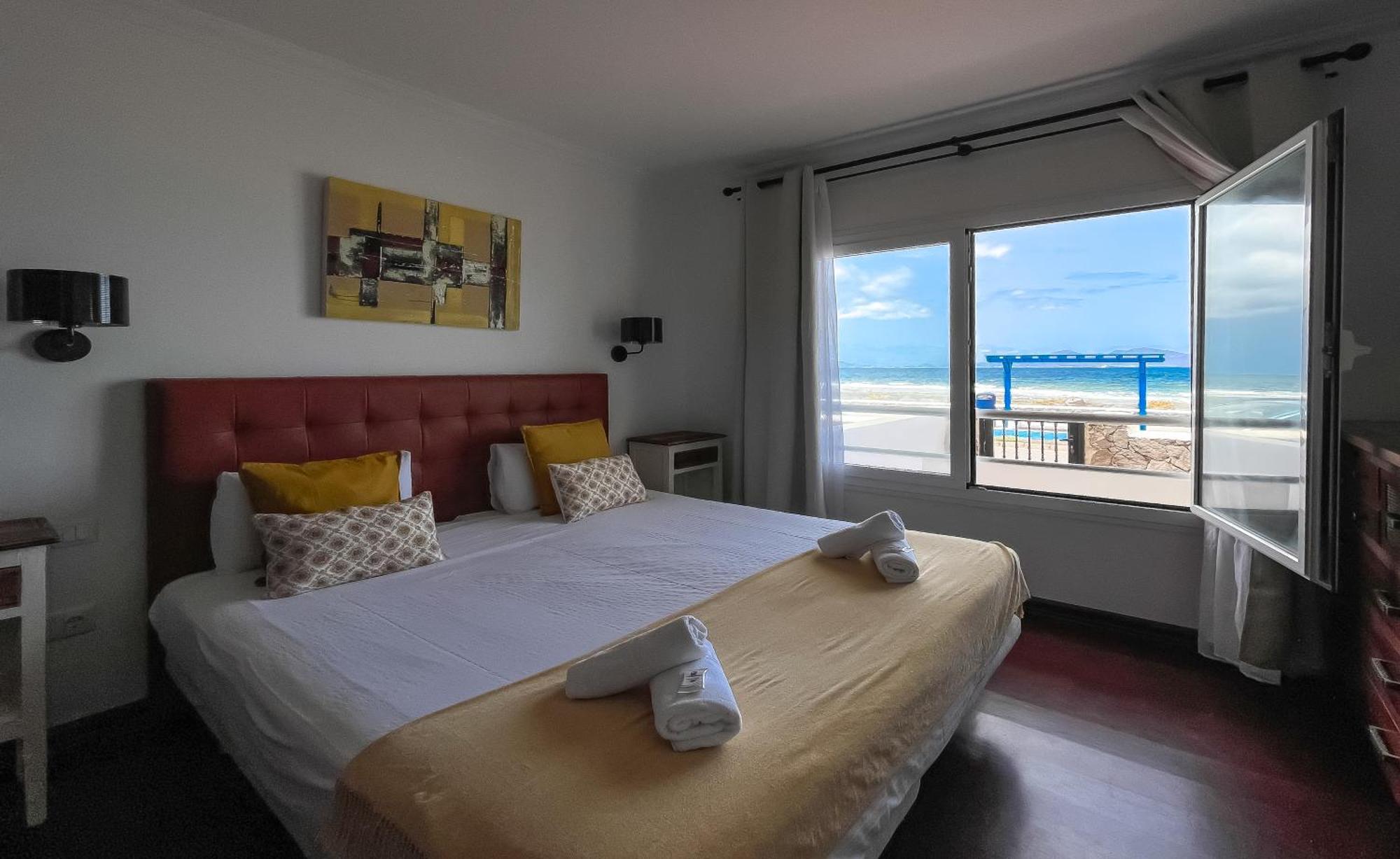 Marine Bristol By Best Holidays Fuerteventura Corralejo Exterior foto